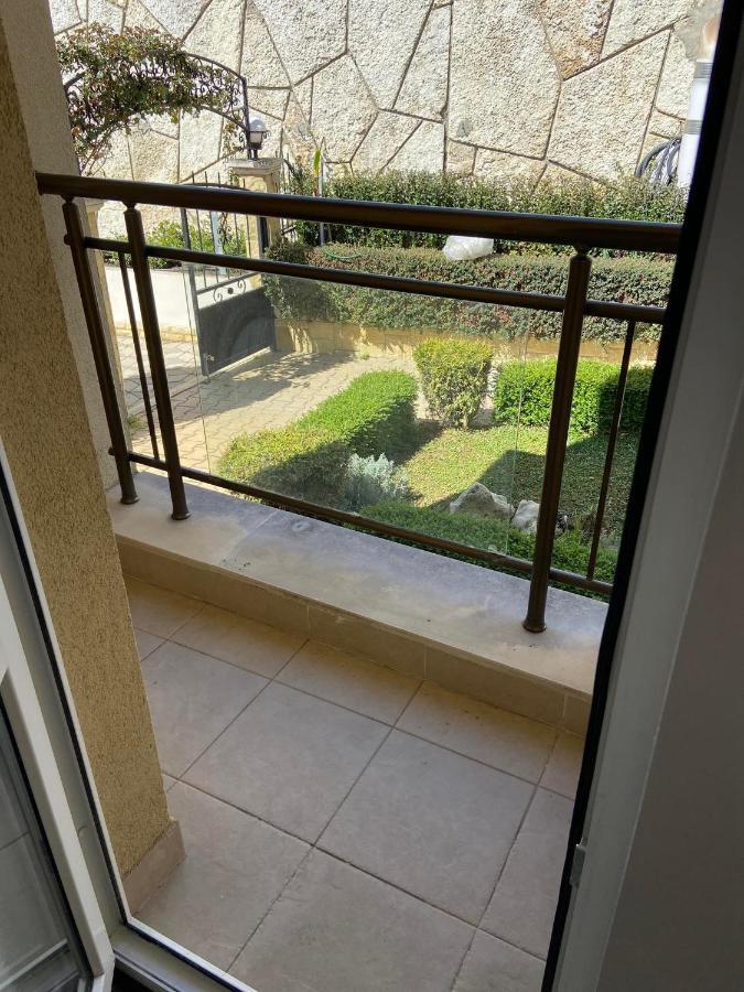 Апартамент- Вила Флоренс На 600 М От Плажа! Varna Exterior foto